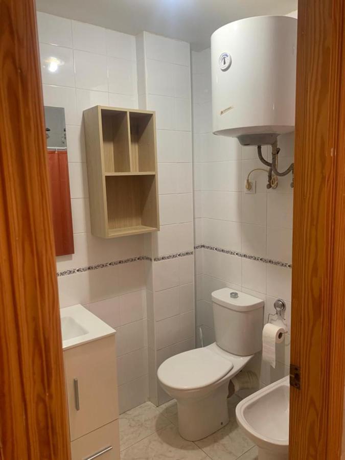 Alquilo Hermoso Apartamento En La Paradisiaca Oropesa Del Mar, 2Habitaciones, 1 Bano, Cocina, Salon, Aire Acondicionado Y Balcon A 400 Metros De La Playa Morro De Gos, Muy Cerca De Supermercados, Comercios Y Bares Buitenkant foto