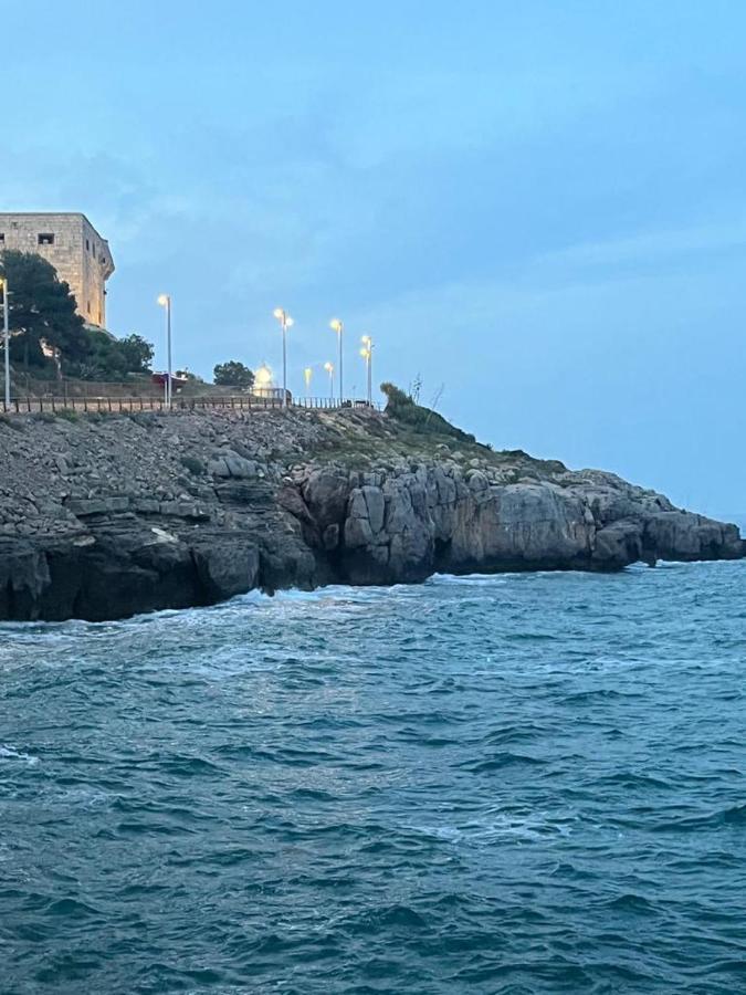 Alquilo Hermoso Apartamento En La Paradisiaca Oropesa Del Mar, 2Habitaciones, 1 Bano, Cocina, Salon, Aire Acondicionado Y Balcon A 400 Metros De La Playa Morro De Gos, Muy Cerca De Supermercados, Comercios Y Bares Buitenkant foto